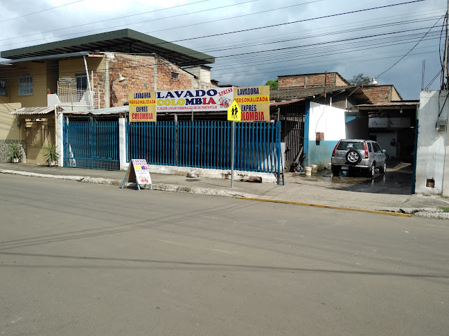 Calle las acacias por la escuela México 130101, Portoviejo 130101