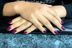Charly's Beauty & Nails image