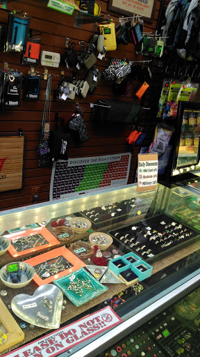 Tobacco Shop «Paraphernalia Boutique - Smoke Shop / Head Shop», reviews and photos, 4234 W Dunlap Ave, Phoenix, AZ 85051, USA