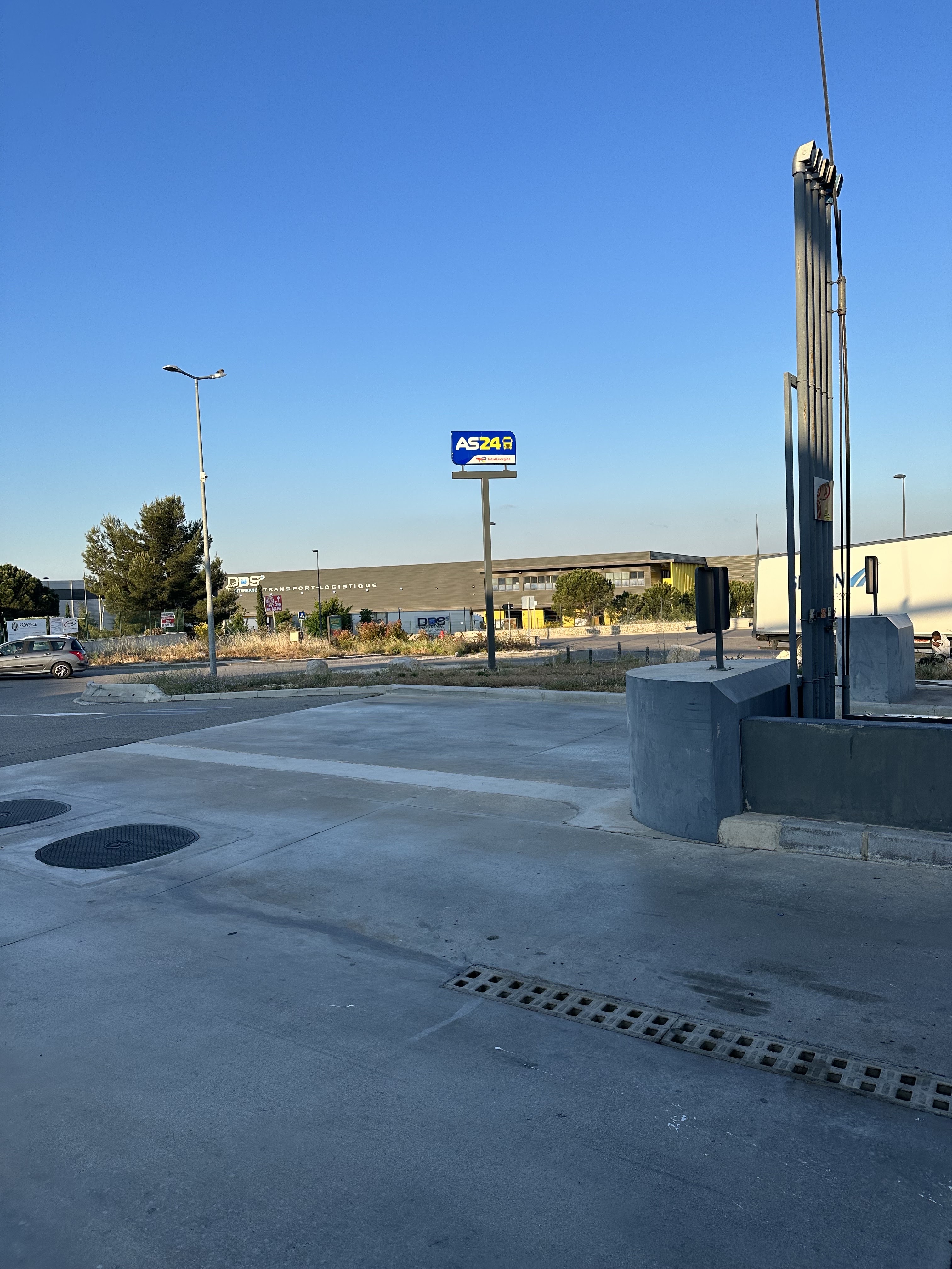 Photo n° 3 de l'avis de Konrad.a fait le 20/05/2023 à 22:35