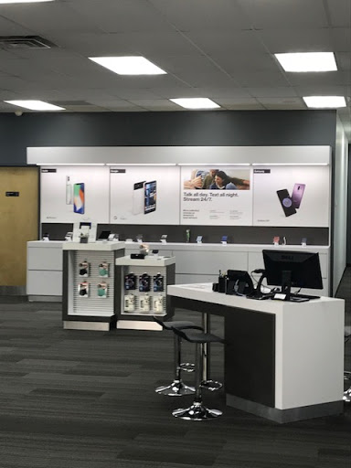Cell Phone Store «Verizon Authorized Retailer - Wireless Zone», reviews and photos, 580 Brick Blvd, Brick, NJ 08723, USA