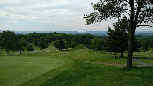 Golf Course «Apple Mountain Golf & CC», reviews and photos, 369 Hazen Oxford Rd, Belvidere, NJ 07823, USA