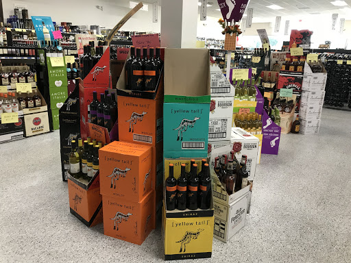 Liquor Store «Montgomery County Liquor & Wine - Cloverly», reviews and photos, 723 Cloverly St, Silver Spring, MD 20905, USA