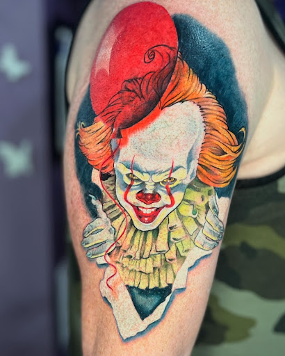 Explore manchester united tattoo ideas, creative tattoo ideas in Apple Valley, available at Klassic tattoo