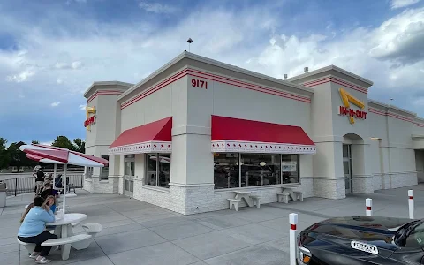 In-N-Out Burger image