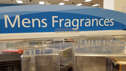 Clothing Store «Ross Dress for Less», reviews and photos, 8021 E Kellogg Dr, Wichita, KS 67207, USA