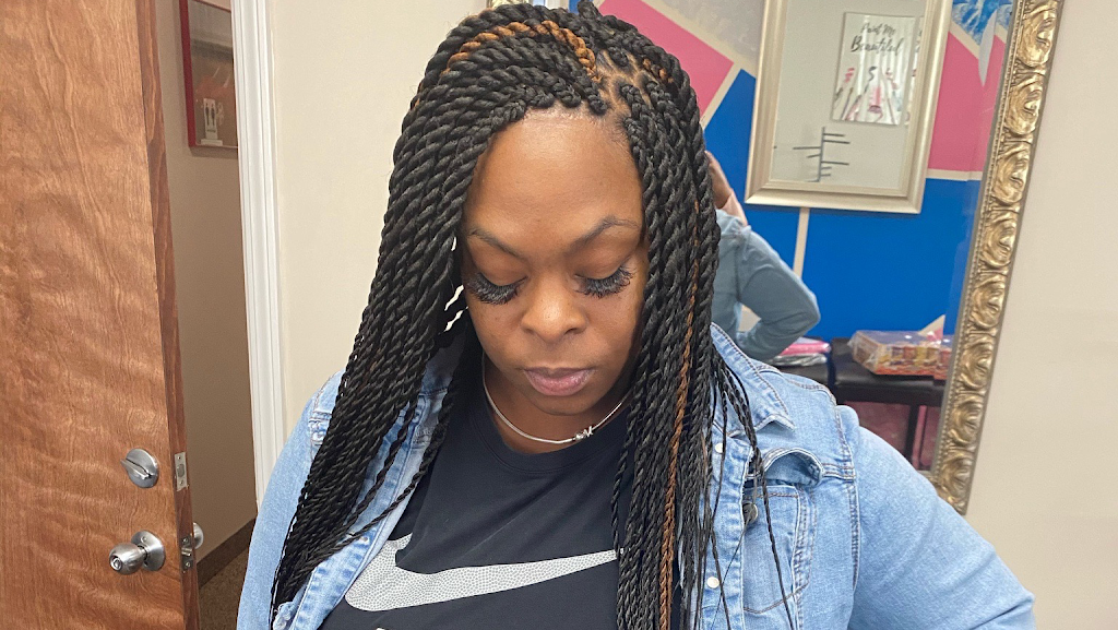Astonishing Braids 48239