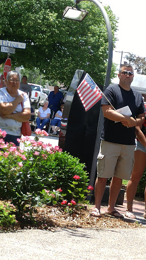 Outdoor Sports Store «Gatlin and Sons Knife Company», reviews and photos, 129 E Utica St, Sellersburg, IN 47172, USA