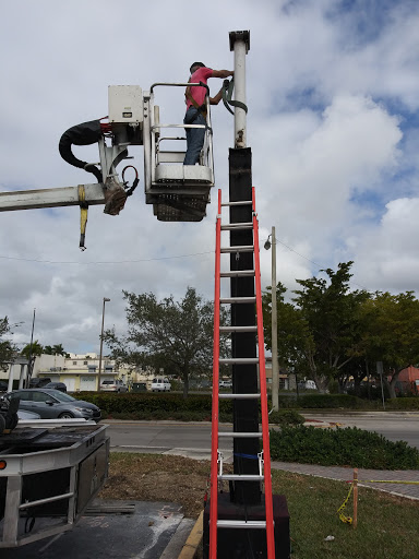Auto Parts Store «Advance Auto Parts», reviews and photos, 50 NE 8th St, Homestead, FL 33030, USA