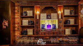 THE ONE Lounge & Bar