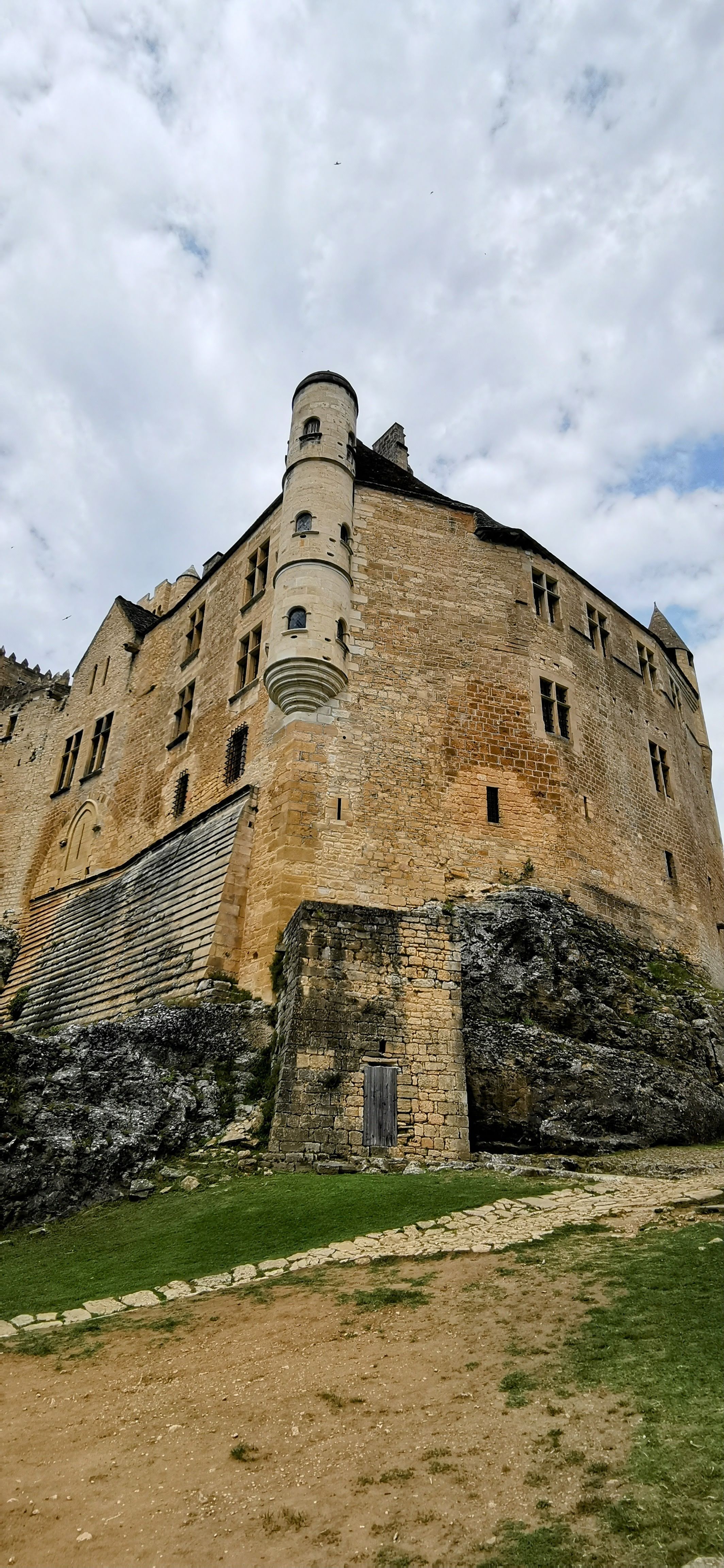 Photo n° 14 de l'avis de Michel.a fait le 27/06/2023 à 04:46