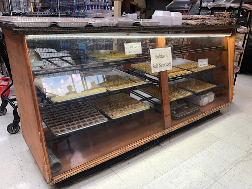 Grocery Store «Halal Import Food Market», reviews and photos, 701 E Pioneer Pkwy, Arlington, TX 76010, USA