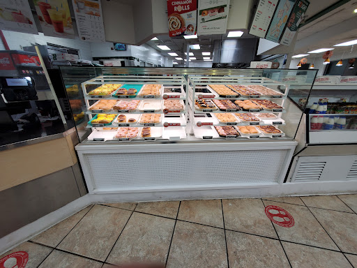 Bakery «Krispy Kreme Doughnuts», reviews and photos, 741 Hillcrest Rd, Mobile, AL 36695, USA