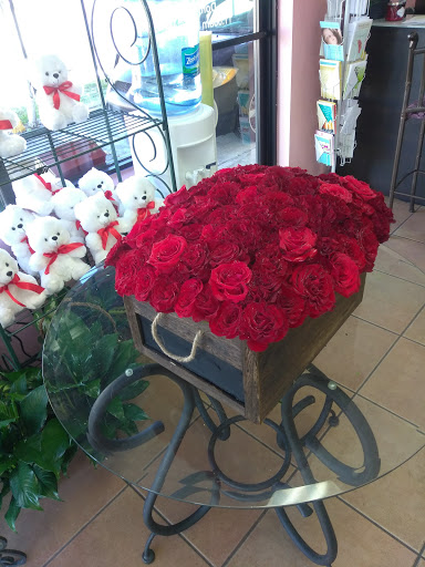 Florist «Omel Flowers», reviews and photos, 5898 W 16th Ave, Hialeah, FL 33012, USA