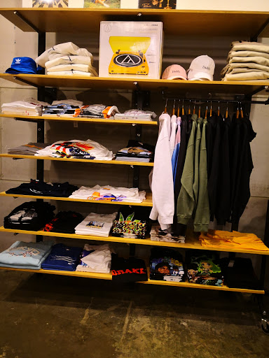 Shopping Mall «Alderwood Mall», reviews and photos, 3000 184th St SW, Lynnwood, WA 98037, USA