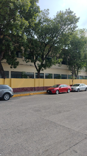 Escuela Primaria Jose Maria y Morelos y Pavon en Apatzingán