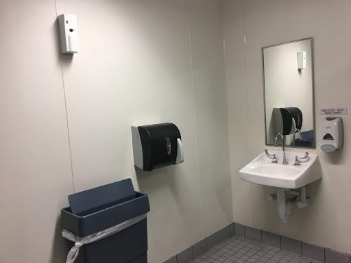 Office Supply Store «Staples», reviews and photos, 336 E University Pkwy, Orem, UT 84058, USA