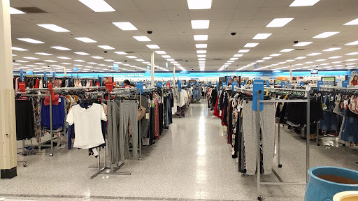 Clothing Store «Ross Dress for Less», reviews and photos, 3701 Truxel Rd, Sacramento, CA 95834, USA