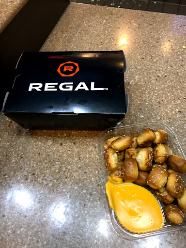 Movie Theater «Regal Cinemas Moorestown Mall 12 & RPX», reviews and photos, 400 NJ-38, Moorestown, NJ 08057, USA
