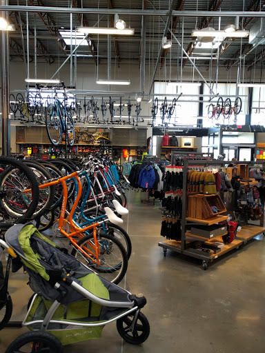 Camping Store «REI», reviews and photos, 1011 E Southlake Blvd, Southlake, TX 76092, USA