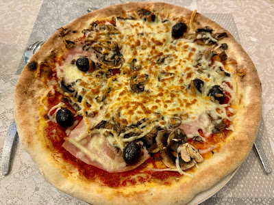 Just Queen - Distributeur de pizzas à Moëlan-sur-Mer