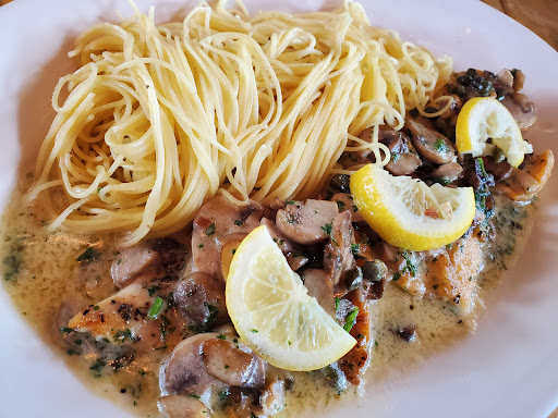 Restaurant «The Cheesecake Factory», reviews and photos, 930 N Milwaukee Ave, Lincolnshire, IL 60069, USA