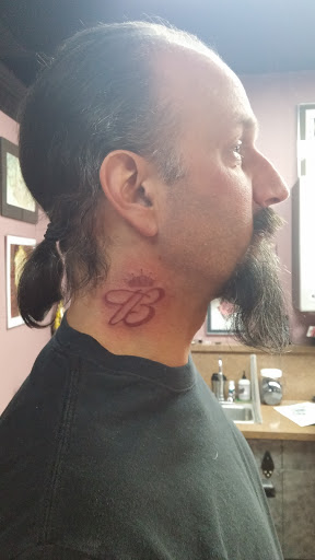 Tattoo Shop «Studio 69 Tattoo», reviews and photos, 3333 E Veterans Memorial Hwy, Ronkonkoma, NY 11779, USA