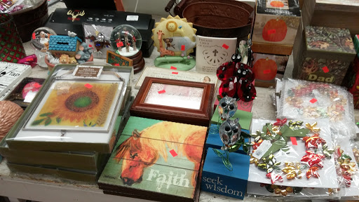 Discount Store «Overstock Outlet Superstore», reviews and photos, 1442 Smokey Park Highway, Candler, NC 28715, USA