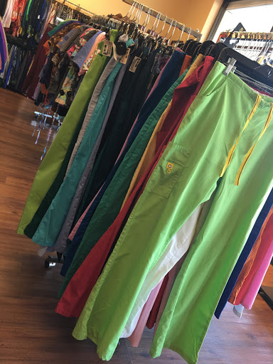 Used Clothing Store «Clothes Mentor», reviews and photos, 306 Oyster Point Rd, Newport News, VA 23602, USA