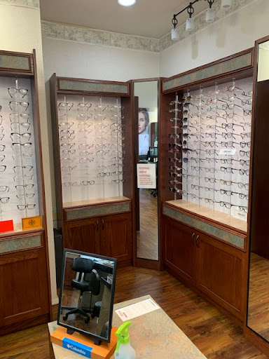 Eye Care Center «Grace Eye Clinic», reviews and photos, 1045 W Pioneer Pkwy, Grand Prairie, TX 75051, USA