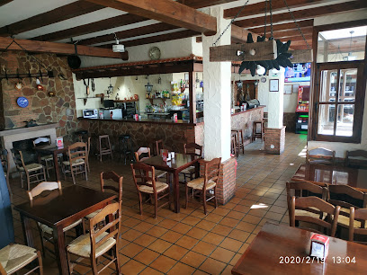 Fuentecita Mesón Restaurante - C. Fuentecita, 1, 06228 Hornachos, Badajoz, Spain
