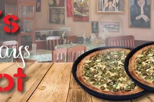 Pizza Deals in Karachi at Itzza Pitzza image