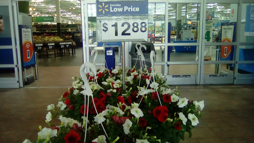 Discount Store «Walmart», reviews and photos, 12200 River Ridge Blvd, Burnsville, MN 55337, USA
