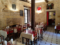 Atmosphère du Restaurant Les Chevaliers de la Tour à Sarlat-la-Canéda - n°11