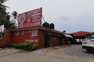 El Huachinango Restaurante Bar image