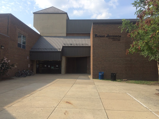 Community Center «Thomas Jefferson Community & Fitness Center», reviews and photos, 3501 2nd St S, Arlington, VA 22204, USA