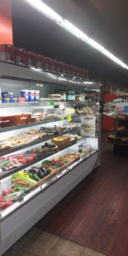 Gourmet Grocery Store «Frank and Marias», reviews and photos, 10 W Main St, Bay Shore, NY 11706, USA