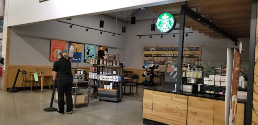 Grocery Store «Meijer», reviews and photos, 171 W Town Square Way, Oak Creek, WI 53154, USA