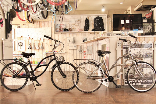 Riderz-café Harajyuku | Custom made bike shop