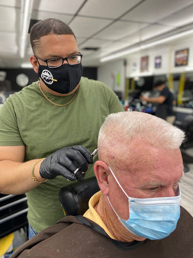 Barber Shop «His City Barber Shop», reviews and photos, 9151 Taft St, Pembroke Pines, FL 33024, USA