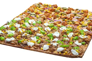 Malik Pizza image