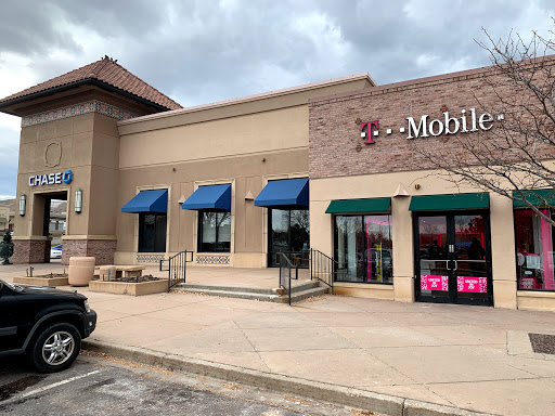 T-Mobile, 14413 W Colfax Ave C, Lakewood, CO 80401, USA, 