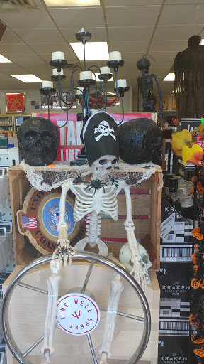 Liquor Store «Northside Liquor», reviews and photos, 501 Butternut Dr # 1, Holland, MI 49424, USA