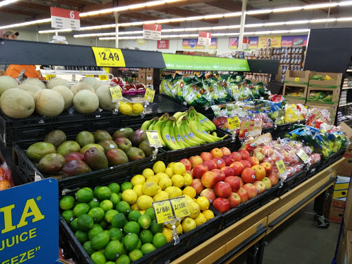 Grocery Store «Grocery Outlet Bargain Market», reviews and photos, 299 D St NE, Salem, OR 97301, USA