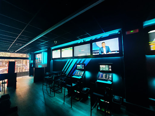 Comparativa Entre Apuestas Deportivas y Juegos de Casino