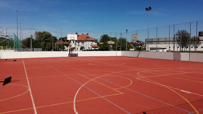 Értékelések erről a helyről: Szabadtéri streetball kosárlabda pálya, Győr - Sportpálya