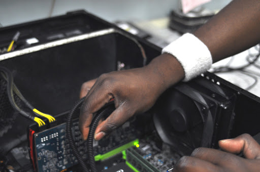 Computer Repair Service «Computer Clinic Services», reviews and photos, 21430 Cedar Dr #106, Sterling, VA 20164, USA