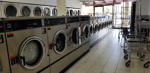 Laundromat «Elk Grove Launderland», reviews and photos, 8767 Elk Grove Blvd, Elk Grove, CA 95624, USA