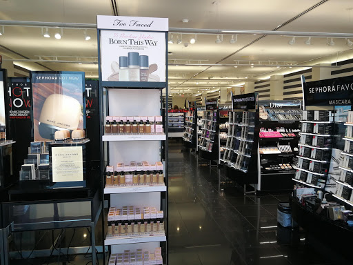 Cosmetics Store «SEPHORA», reviews and photos, 721 Collins Ave, Miami Beach, FL 33139, USA