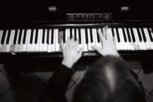 Piano Lesson / Klavierunterricht